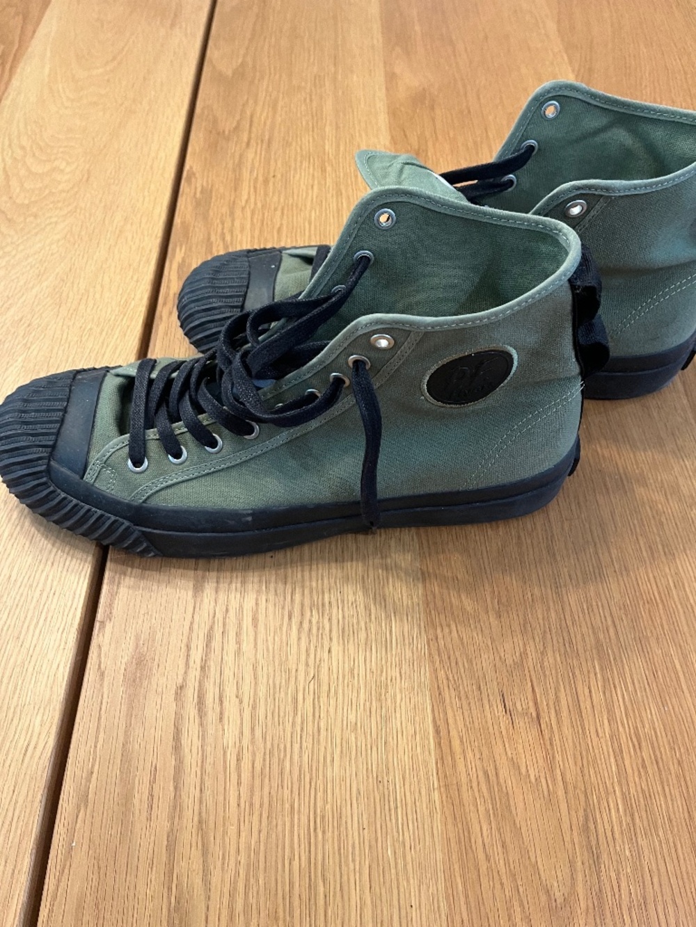 PF Flyers, size 11, green
